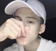 张小三